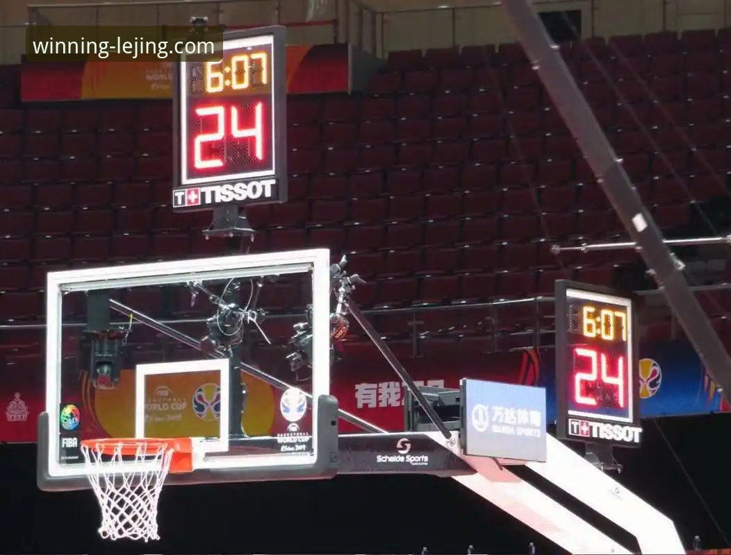 乐竞体育APP观赛体验深度评测：上海男篮12连胜背后的战术细节与平台流畅度分析